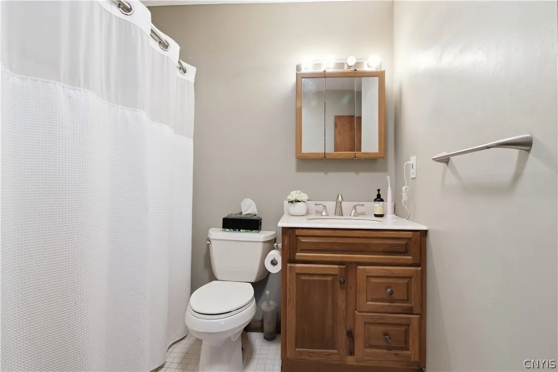 Downstairs unit bathroom