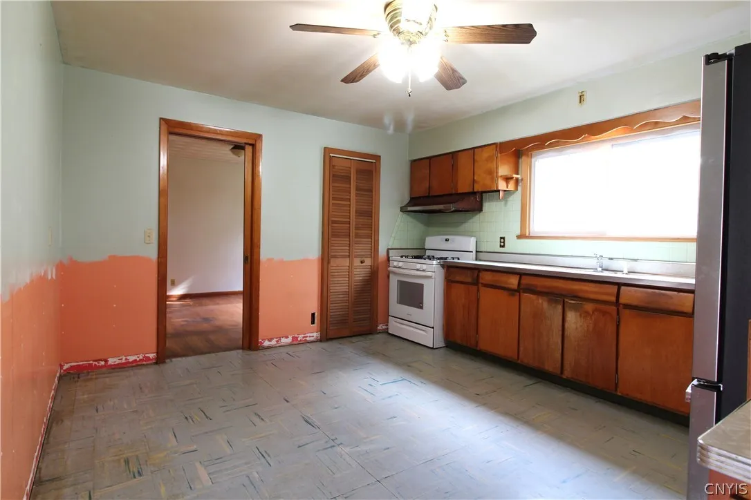 101 Clarence Drive, Cicero, New York 13212, Cicero, New York 13212, 2 Bedroom Bedrooms, 6 Room Rooms,1 BathroomBathrooms,Residential,For Sale,101 Clarence Drive, Cicero, New York 13212,0,S1725273