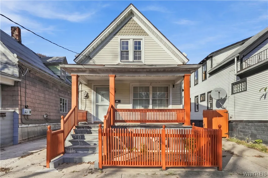 246 Buffalo Avenue, Buffalo, New York 14219, Buffalo, New York 14219, 2 Bedroom Bedrooms, 6 Room Rooms,2 BathroomBathrooms,Residential,For Sale,246 Buffalo Avenue, Buffalo, New York 14219,0,B1710820