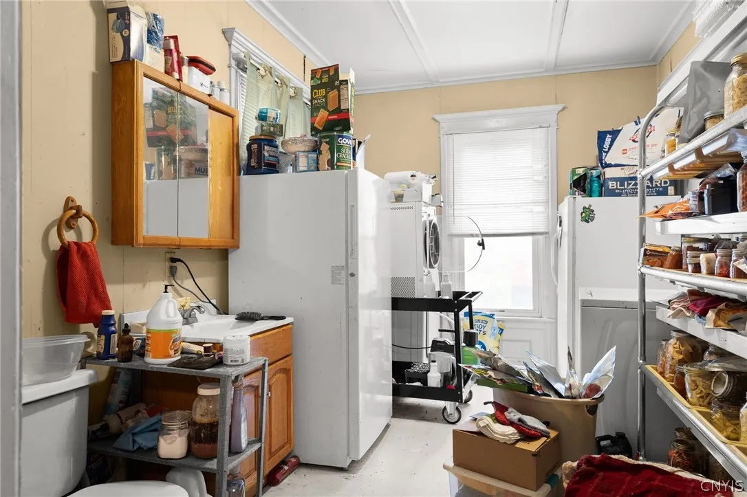 821 Boyd Street, Watertown City, New York 13601, Watertown City, New York 13601, 6 Bedroom Bedrooms, ,2 BathroomBathrooms,Residential,For Sale,821 Boyd Street, Watertown City, New York 13601,0,S1722834