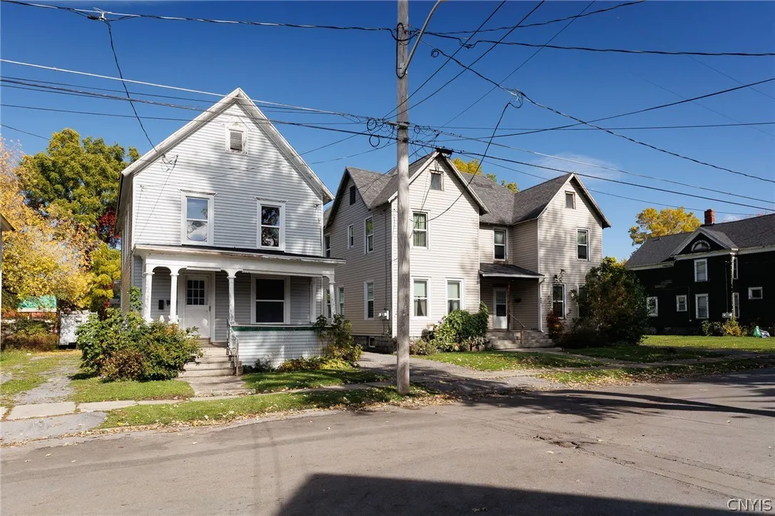821 Boyd Street, Watertown City, New York 13601, Watertown City, New York 13601, 6 Bedroom Bedrooms, ,2 BathroomBathrooms,Residential,For Sale,821 Boyd Street, Watertown City, New York 13601,0,S1722834