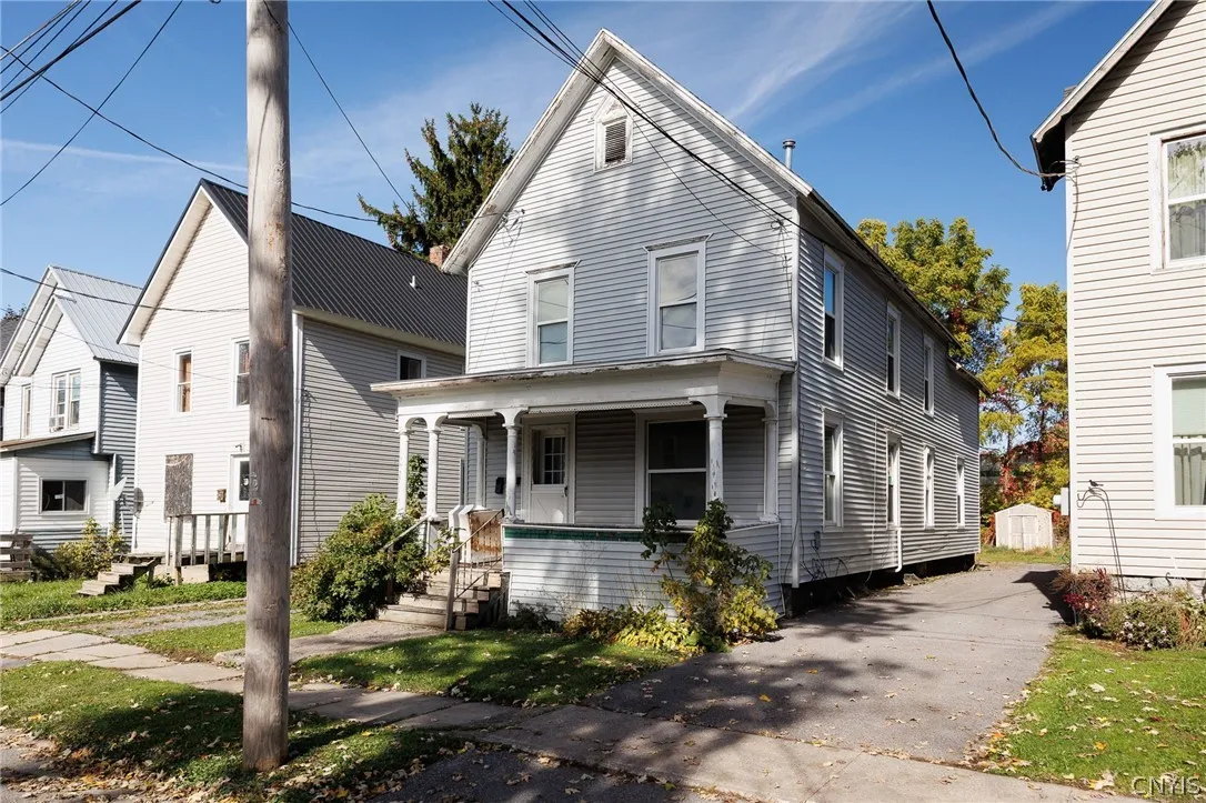 821 Boyd Street, Watertown City, New York 13601, Watertown City, New York 13601, 6 Bedroom Bedrooms, ,2 BathroomBathrooms,Residential,For Sale,821 Boyd Street, Watertown City, New York 13601,0,S1722834