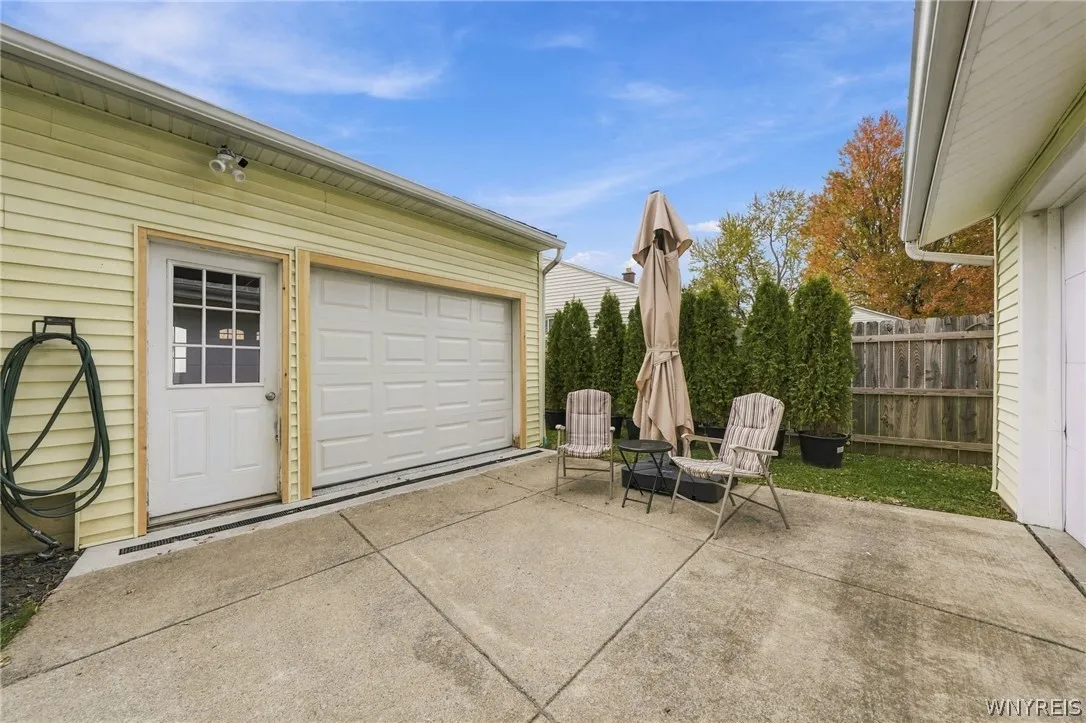173 Coronation Drive, Amherst, New York 14226, Amherst, New York 14226, 3 Bedroom Bedrooms, 5 Room Rooms,1 BathroomBathrooms,Residential,For Sale,173 Coronation Drive, Amherst, New York 14226,0,B1724614