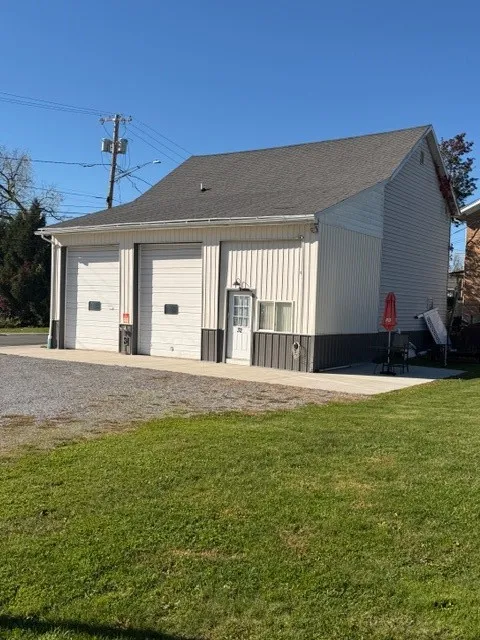 32 Coach Street, Canandaigua City, New York 14424, Canandaigua City, New York 14424, ,Commercial Sale,For Sale,32 Coach Street, Canandaigua City, New York 14424,0,R1725676