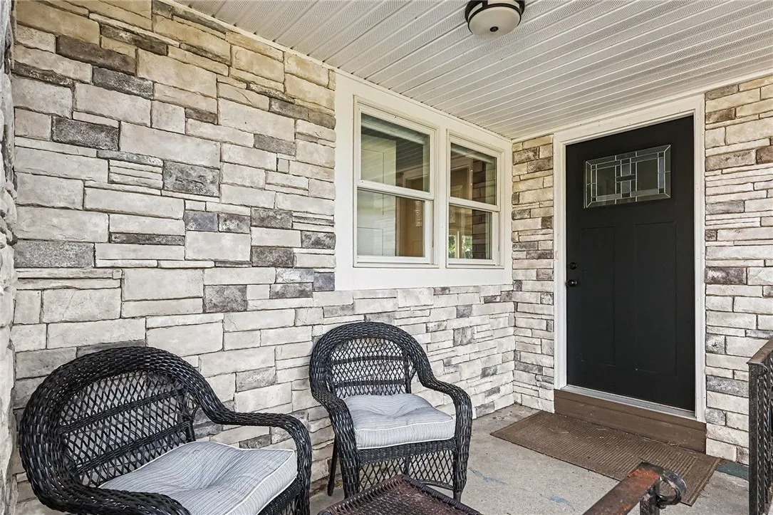 8 Hillview Drive, Irondequoit, New York 14622, Irondequoit, New York 14622, 3 Bedroom Bedrooms, 5 Room Rooms,2 BathroomBathrooms,Residential,For Sale,8 Hillview Drive, Irondequoit, New York 14622,0,R1725689