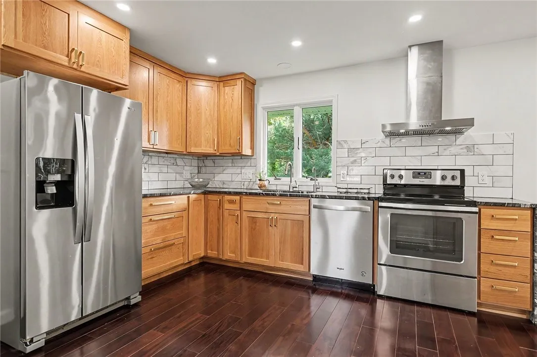8 Hillview Drive, Irondequoit, New York 14622, Irondequoit, New York 14622, 3 Bedroom Bedrooms, 5 Room Rooms,2 BathroomBathrooms,Residential,For Sale,8 Hillview Drive, Irondequoit, New York 14622,0,R1725689