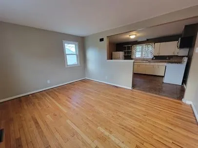 4 Meadow Street, Seneca Falls, New York 13148, Seneca Falls, New York 13148, 2 Bedroom Bedrooms, 2 Room Rooms,1 BathroomBathrooms,Residential Lease,For Rent,4 Meadow Street, Seneca Falls, New York 13148,0,R1725752