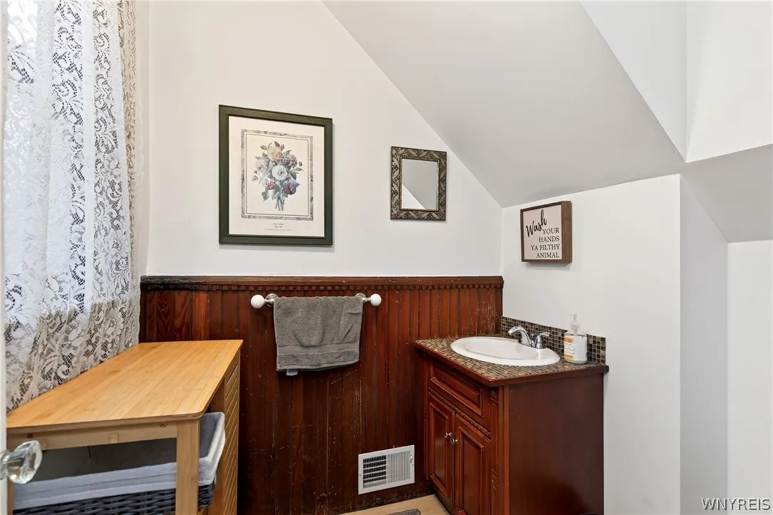 144 Wesley Avenue, Buffalo, New York 14214, Buffalo, New York 14214, 4 Bedroom Bedrooms, 11 Room Rooms,1 BathroomBathrooms,Residential Lease,For Rent,144 Wesley Avenue, Buffalo, New York 14214,0,B1725303