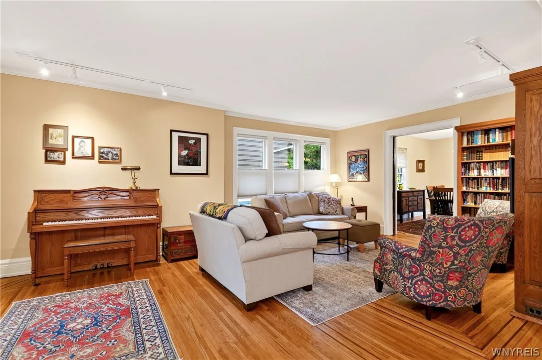 144 Wesley Avenue, Buffalo, New York 14214, Buffalo, New York 14214, 4 Bedroom Bedrooms, 11 Room Rooms,1 BathroomBathrooms,Residential Lease,For Rent,144 Wesley Avenue, Buffalo, New York 14214,0,B1725303