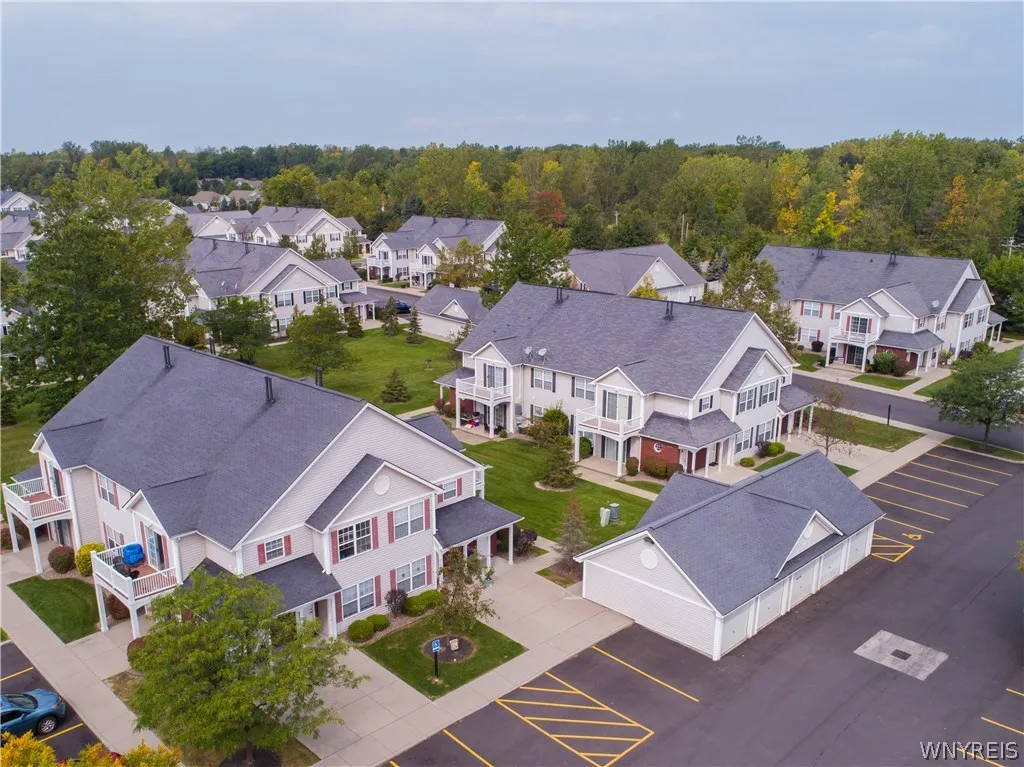 5 Autumn Creek Lane C-plan, Amherst, New York 1422, Amherst, New York 14221, 2 Bedrooms Bedrooms, 5 Rooms Rooms,2 BathroomsBathrooms,Residential Lease,For Rent,5 Autumn Creek Lane C-plan, Amherst, New York 1422,0,B482684