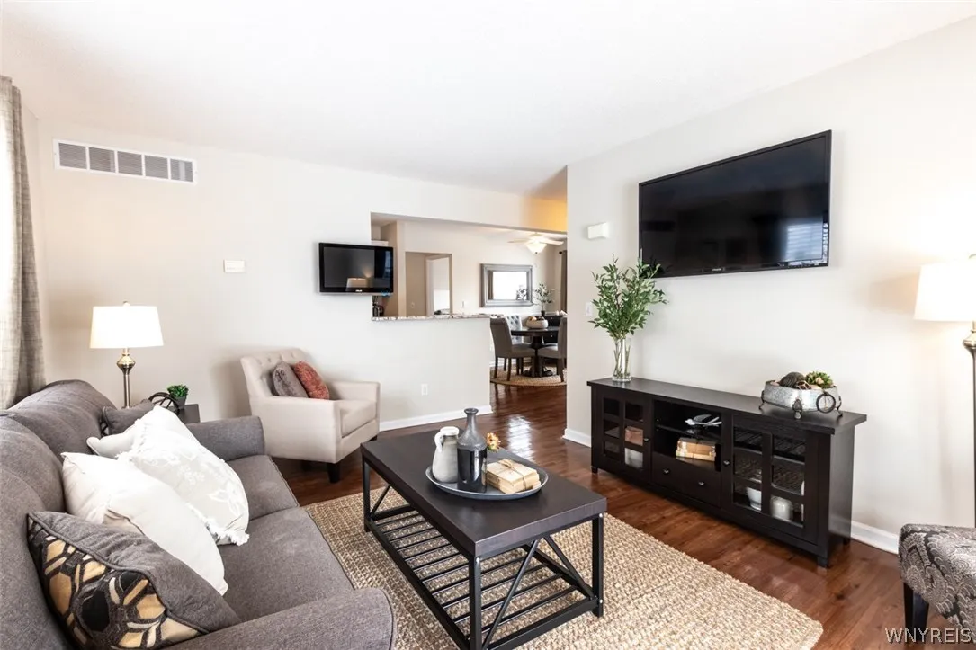 5 Autumn Creek Lane C-plan, Amherst, New York 1422, Amherst, New York 14221, 2 Bedrooms Bedrooms, 5 Rooms Rooms,2 BathroomsBathrooms,Residential Lease,For Rent,5 Autumn Creek Lane C-plan, Amherst, New York 1422,0,B482684