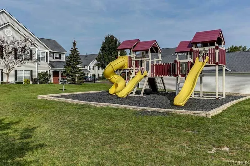 5 Autumn Creek Lane C-plan, Amherst, New York 1422, Amherst, New York 14221, 2 Bedrooms Bedrooms, 5 Rooms Rooms,2 BathroomsBathrooms,Residential Lease,For Rent,5 Autumn Creek Lane C-plan, Amherst, New York 1422,0,B482684