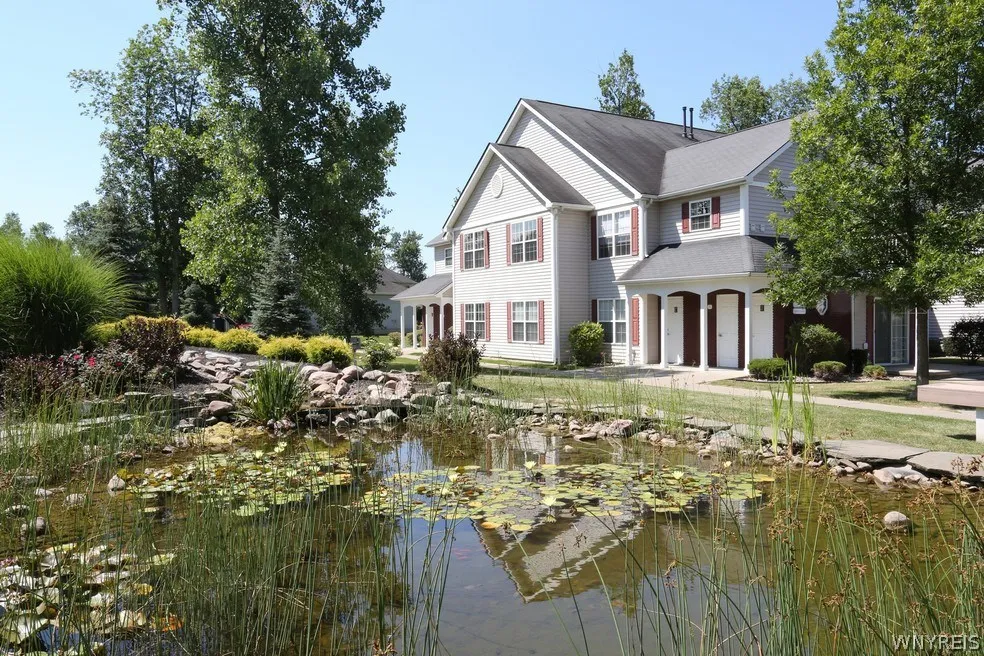 5 Autumn Creek Lane C-plan, Amherst, New York 1422, Amherst, New York 14221, 2 Bedrooms Bedrooms, 5 Rooms Rooms,2 BathroomsBathrooms,Residential Lease,For Rent,5 Autumn Creek Lane C-plan, Amherst, New York 1422,0,B482684