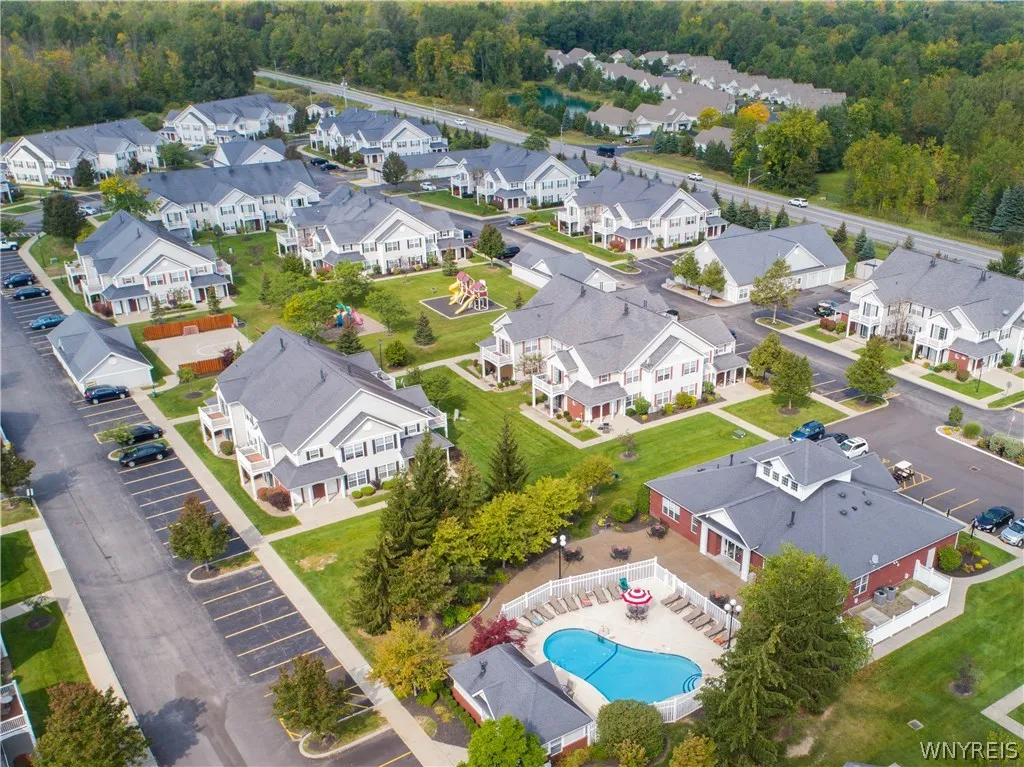 5 Autumn Creek Lane C-plan, Amherst, New York 1422, Amherst, New York 14221, 2 Bedrooms Bedrooms, 5 Rooms Rooms,2 BathroomsBathrooms,Residential Lease,For Rent,5 Autumn Creek Lane C-plan, Amherst, New York 1422,0,B482684