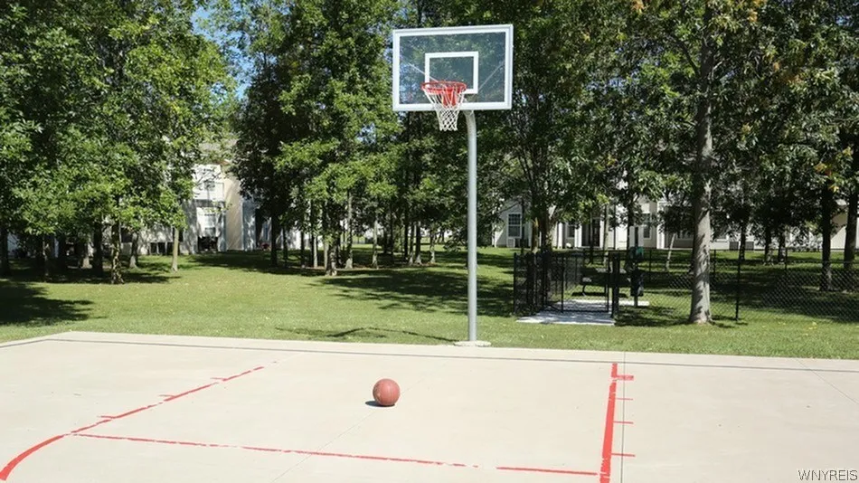 10 Arielle Court D/e - Plan, Amherst, New York 142, Amherst, New York 14221, 3 Bedrooms Bedrooms, 5 Rooms Rooms,2 BathroomsBathrooms,Residential Lease,For Rent,10 Arielle Court D/e - Plan, Amherst, New York 142,0,B482283