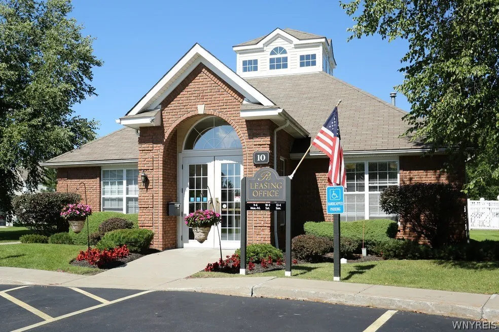 10 Arielle Court D/e - Plan, Amherst, New York 142, Amherst, New York 14221, 3 Bedrooms Bedrooms, 5 Rooms Rooms,2 BathroomsBathrooms,Residential Lease,For Rent,10 Arielle Court D/e - Plan, Amherst, New York 142,0,B482283