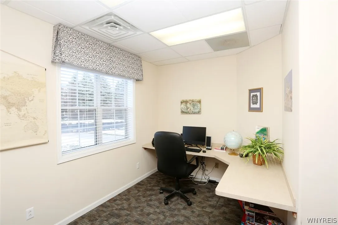 4100 Stonegate #2 Lane Townhome, Amherst, New York, Amherst, New York 14221, 2 Bedrooms Bedrooms, 6 Rooms Rooms,1 BathroomBathrooms,Residential Lease,For Rent,4100 Stonegate #2 Lane Townhome, Amherst, New York,0,B465431