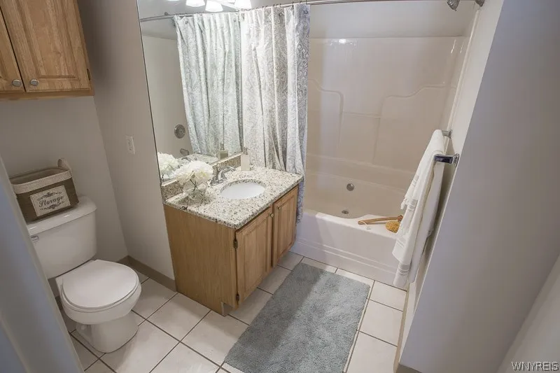 10 Arielle Court C-plan, Amherst, New York 14221, Amherst, New York 14221, 2 Bedrooms Bedrooms, 4 Rooms Rooms,2 BathroomsBathrooms,Residential Lease,For Rent,10 Arielle Court C-plan, Amherst, New York 14221,0,B467966