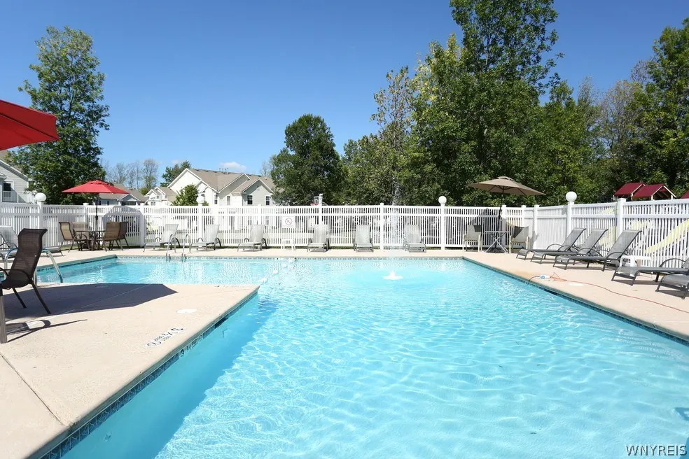 10 Arielle Court C-plan, Amherst, New York 14221, Amherst, New York 14221, 2 Bedrooms Bedrooms, 4 Rooms Rooms,2 BathroomsBathrooms,Residential Lease,For Rent,10 Arielle Court C-plan, Amherst, New York 14221,0,B467966