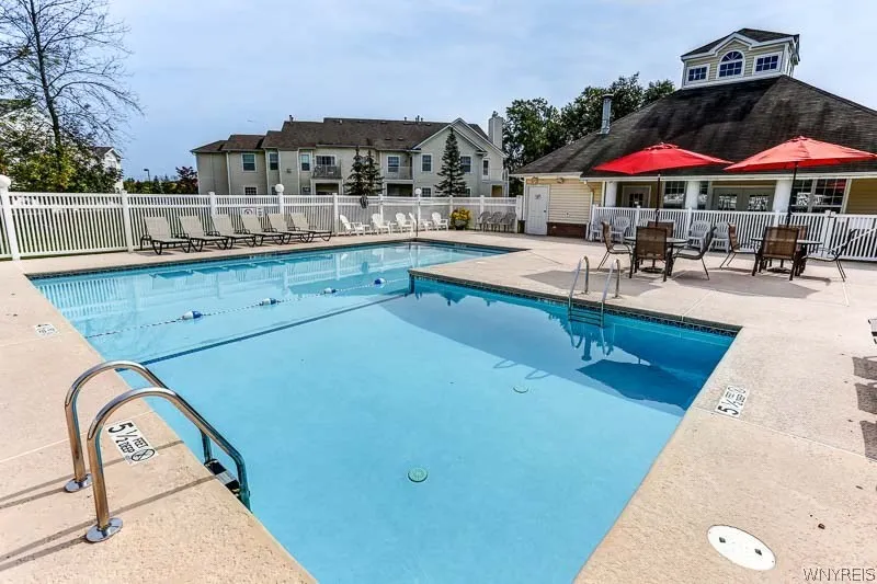 10 Arielle Court C-plan, Amherst, New York 14221, Amherst, New York 14221, 2 Bedrooms Bedrooms, 4 Rooms Rooms,2 BathroomsBathrooms,Residential Lease,For Rent,10 Arielle Court C-plan, Amherst, New York 14221,0,B467966