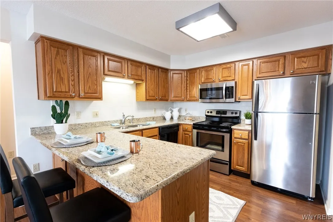25 Spring Meadow Drive C-plan, Amherst, New York 1, Amherst, New York 14221, 2 Bedrooms Bedrooms, 5 Rooms Rooms,1 BathroomBathrooms,Residential Lease,For Rent,25 Spring Meadow Drive C-plan, Amherst, New York 1,0,B1011672