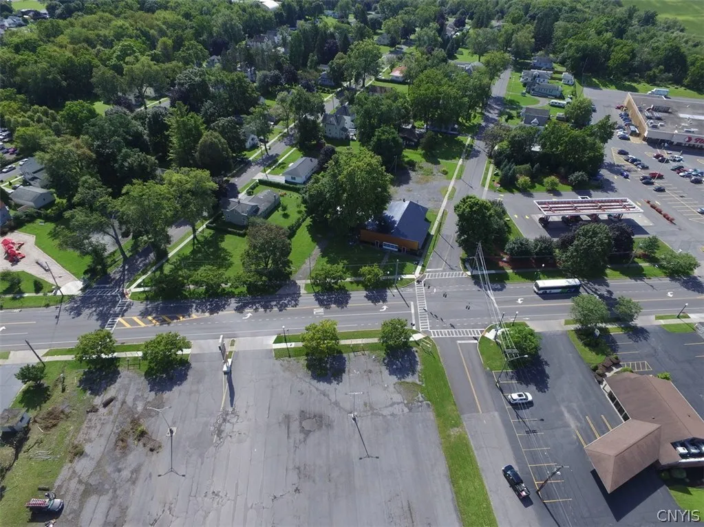 343 Genesee Street, Auburn, New York 13021, Auburn, New York 13021, ,Commercial Lease,For Rent,343 Genesee Street, Auburn, New York 13021,S1235989