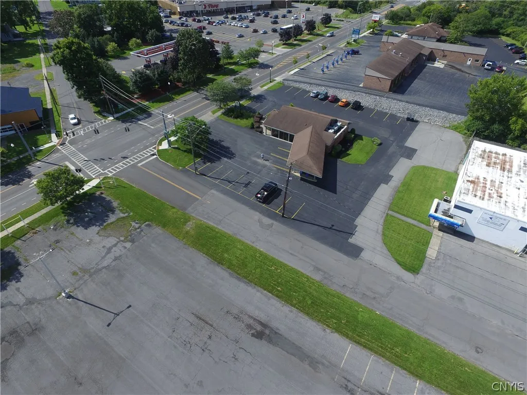 343 Genesee Street, Auburn, New York 13021, Auburn, New York 13021, ,Commercial Lease,For Rent,343 Genesee Street, Auburn, New York 13021,S1235989