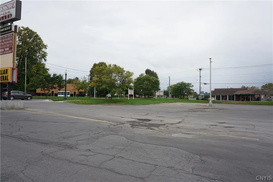 343 Genesee Street, Auburn, New York 13021, Auburn, New York 13021, ,Commercial Lease,For Rent,343 Genesee Street, Auburn, New York 13021,S1235989