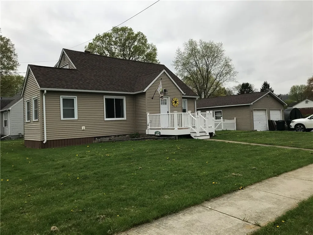 4819 Center, Campbell, New York 14821, Campbell, New York 14821, 3 Bedrooms Bedrooms, 7 Rooms Rooms,1 BathroomBathrooms,Residential,Closed,4819 Center, Campbell, New York 14821,0,R1334235