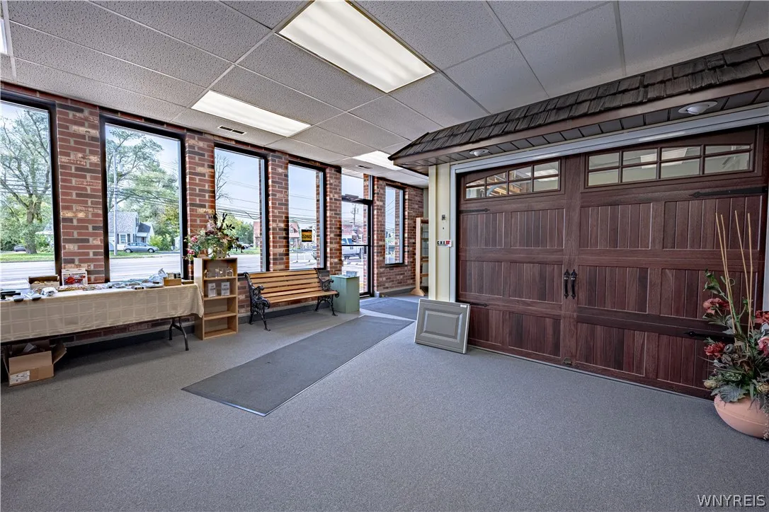 2925 Military Road, Niagara, New York 14304, Niagara, New York 14304, ,Commercial Sale,For Sale,2925 Military Road, Niagara, New York 14304,B1366596