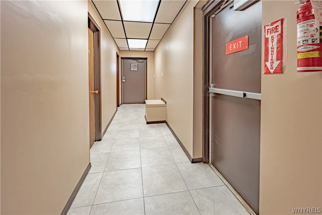 2925 Military Road, Niagara, New York 14304, Niagara, New York 14304, ,Commercial Sale,For Sale,2925 Military Road, Niagara, New York 14304,B1366596
