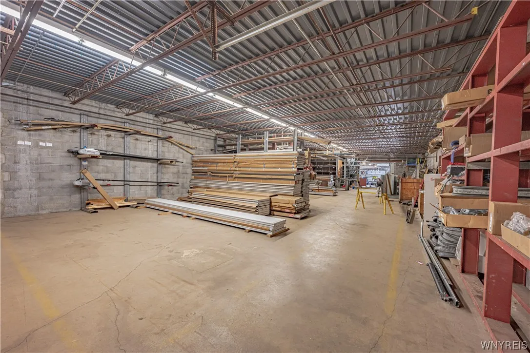 2925 Military Road, Niagara, New York 14304, Niagara, New York 14304, ,Commercial Sale,For Sale,2925 Military Road, Niagara, New York 14304,B1366596