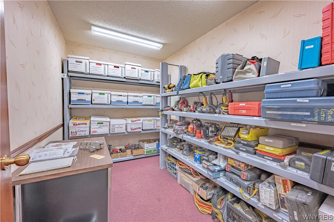 2925 Military Road, Niagara, New York 14304, Niagara, New York 14304, ,Commercial Sale,For Sale,2925 Military Road, Niagara, New York 14304,B1366596