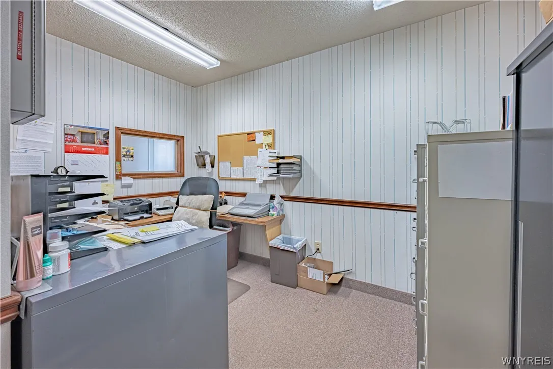 2925 Military Road, Niagara, New York 14304, Niagara, New York 14304, ,Commercial Sale,For Sale,2925 Military Road, Niagara, New York 14304,B1366596