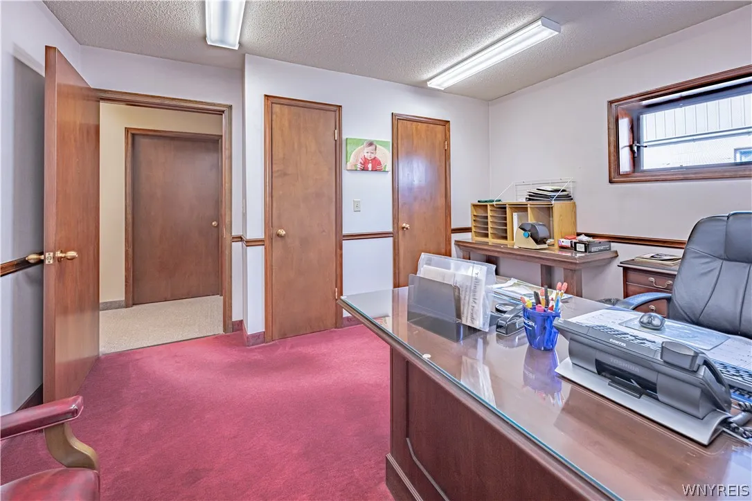 9 Offices