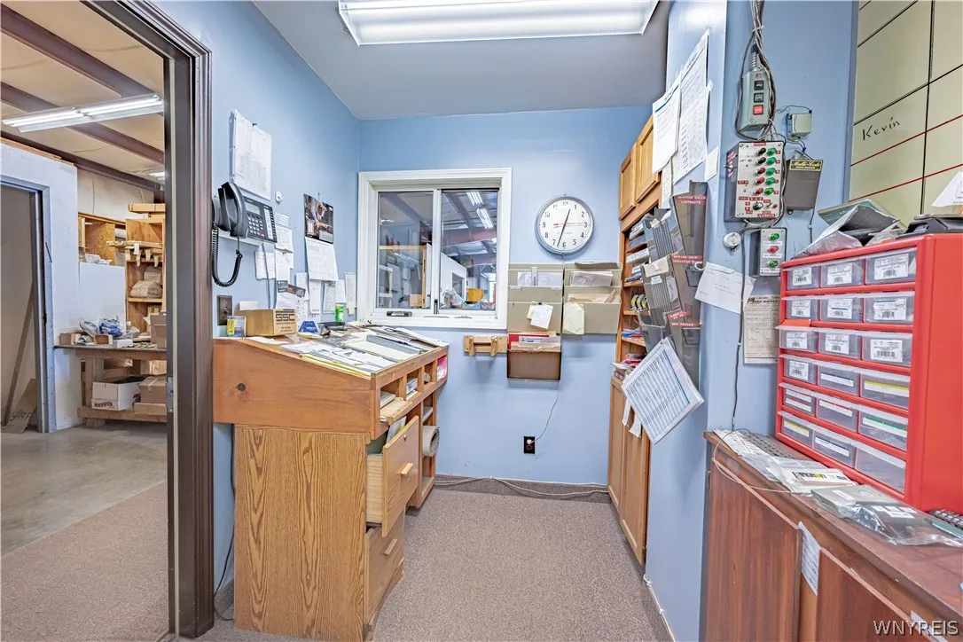 2925 Military Road, Niagara, New York 14304, Niagara, New York 14304, ,Commercial Sale,For Sale,2925 Military Road, Niagara, New York 14304,B1366596