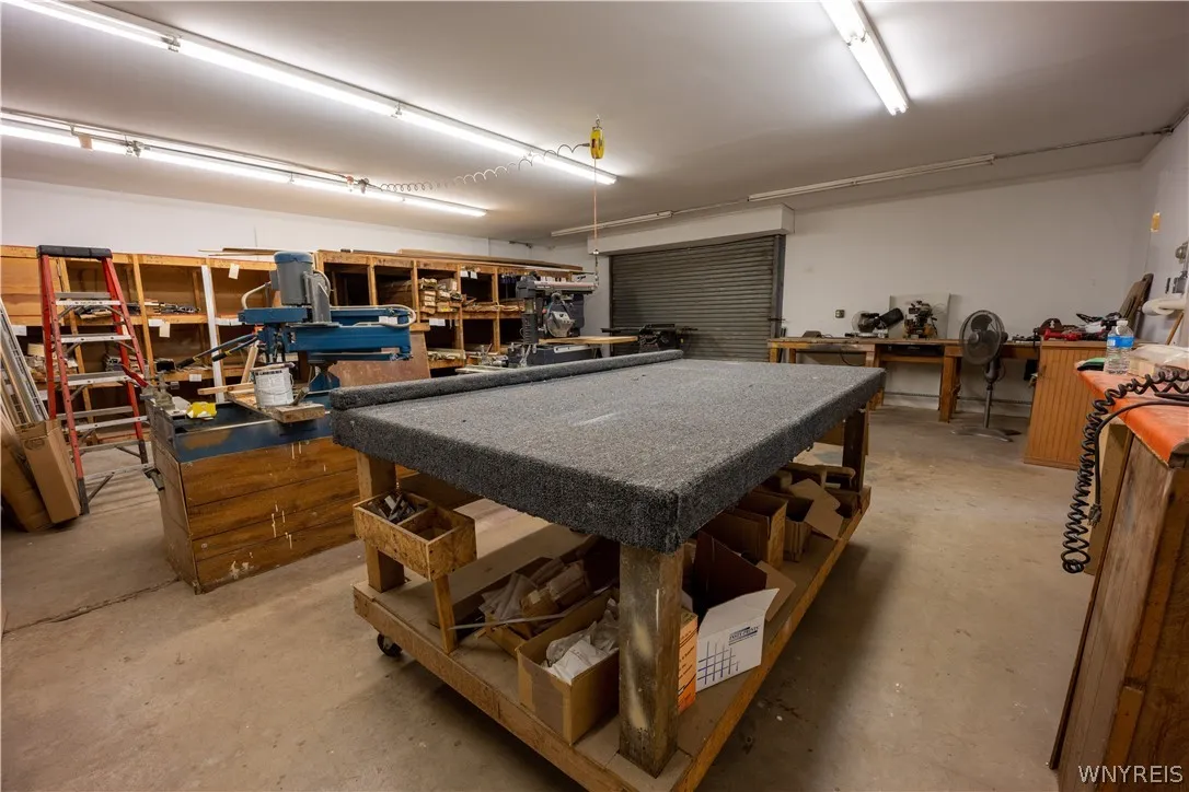 2925 Military Road, Niagara, New York 14304, Niagara, New York 14304, ,Commercial Sale,For Sale,2925 Military Road, Niagara, New York 14304,B1366596