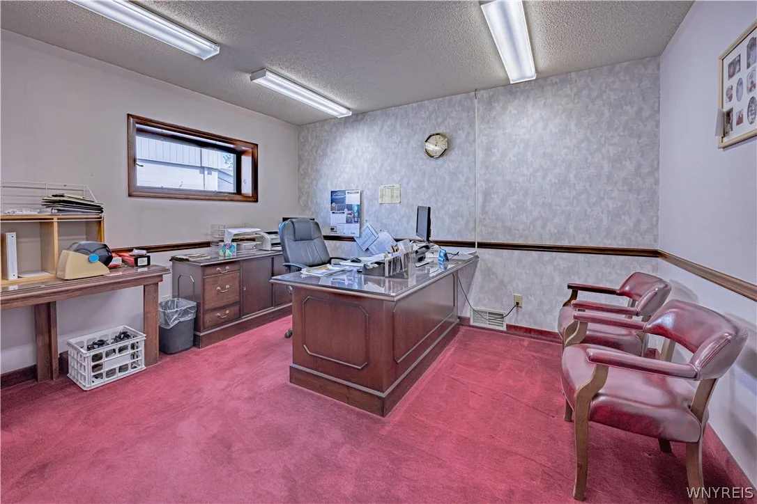 2925 Military Road, Niagara, New York 14304, Niagara, New York 14304, ,Commercial Sale,For Sale,2925 Military Road, Niagara, New York 14304,B1366596
