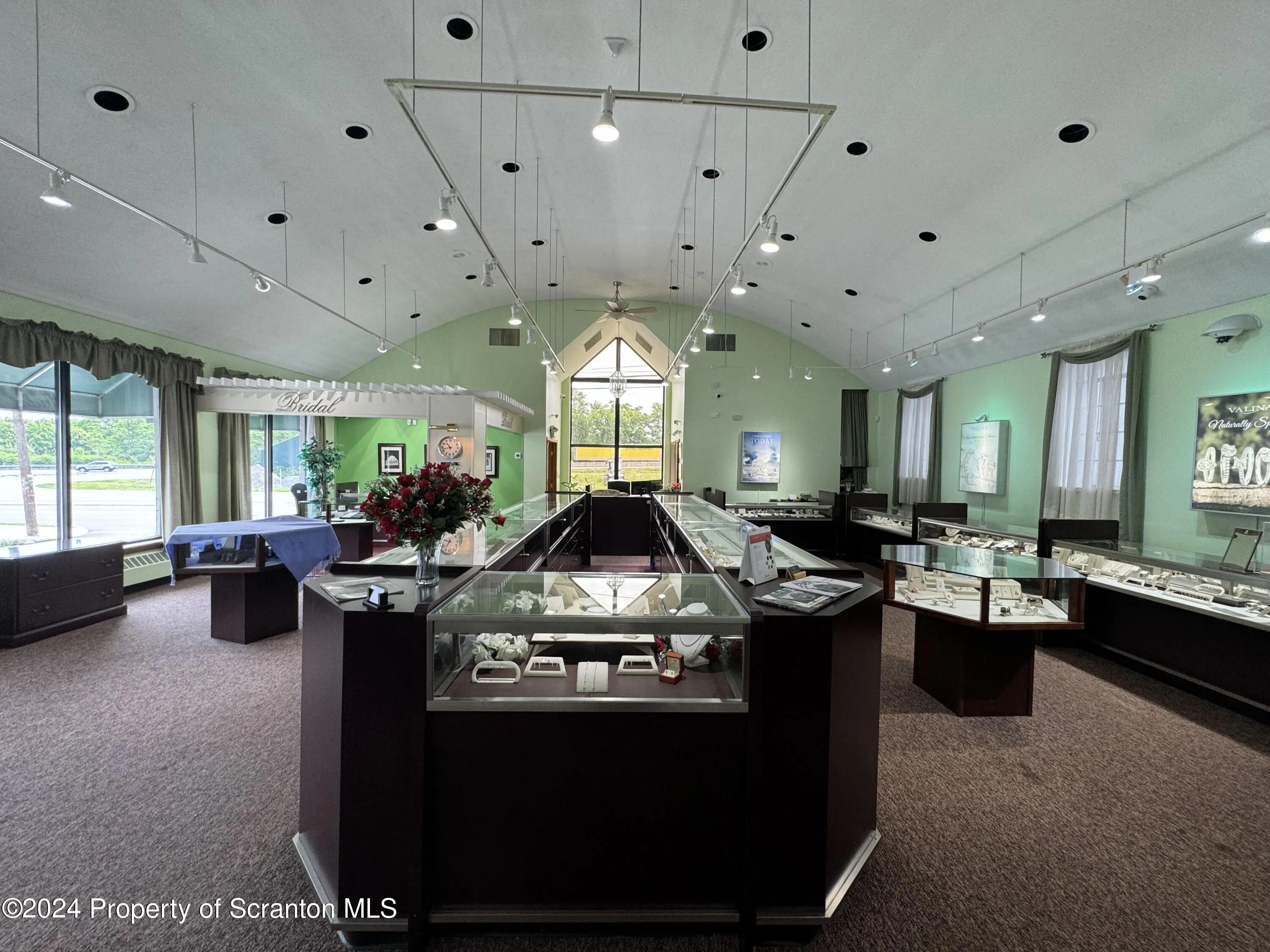 115 Main Street, Dickson City, Pennsylvania 18519, ,Commercial Sale,For Sale,Main,SC2900