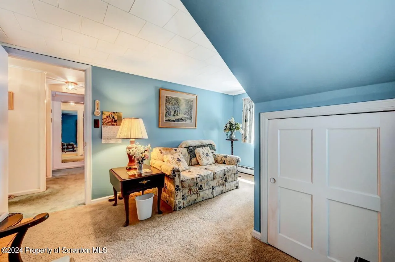 811 Clifton Beach Road, Clifton Twp, Pennsylvania 18424, 4 Bedrooms Bedrooms, 7 Rooms Rooms,2 BathroomsBathrooms,Residential,For Sale,CLIFTON BEACH ROAD,SC4272