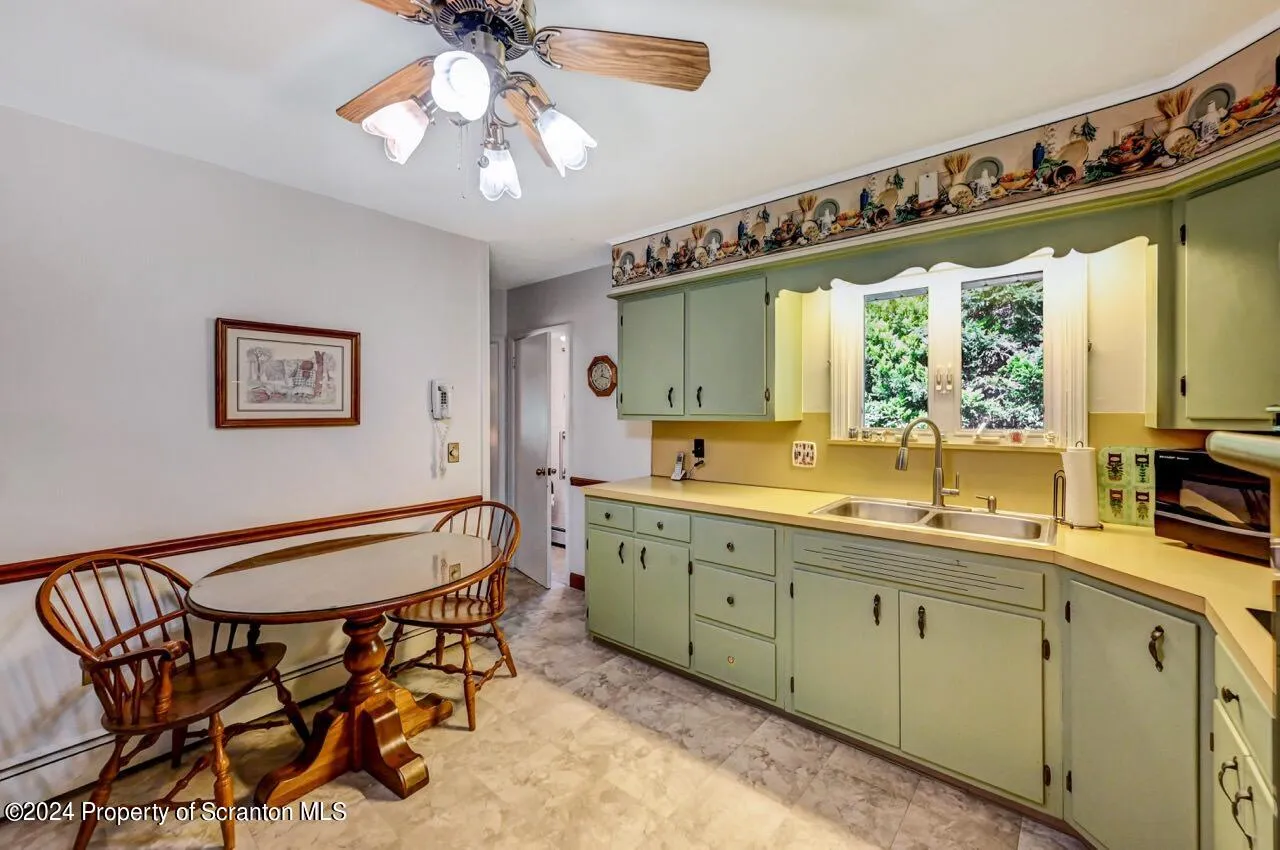 811 Clifton Beach Road, Clifton Twp, Pennsylvania 18424, 4 Bedrooms Bedrooms, 7 Rooms Rooms,2 BathroomsBathrooms,Residential,For Sale,CLIFTON BEACH ROAD,SC4272