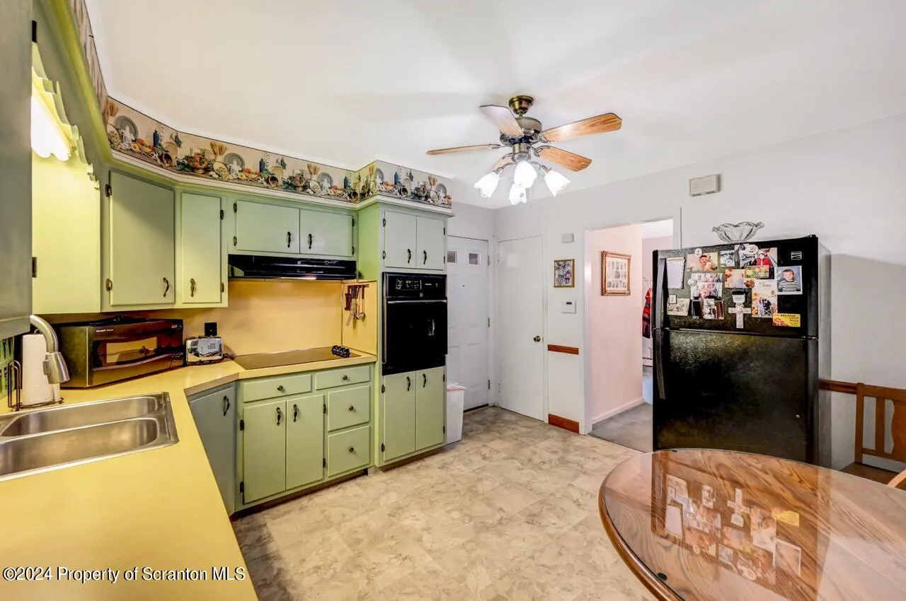 811 Clifton Beach Road, Clifton Twp, Pennsylvania 18424, 4 Bedrooms Bedrooms, 7 Rooms Rooms,2 BathroomsBathrooms,Residential,For Sale,CLIFTON BEACH ROAD,SC4272