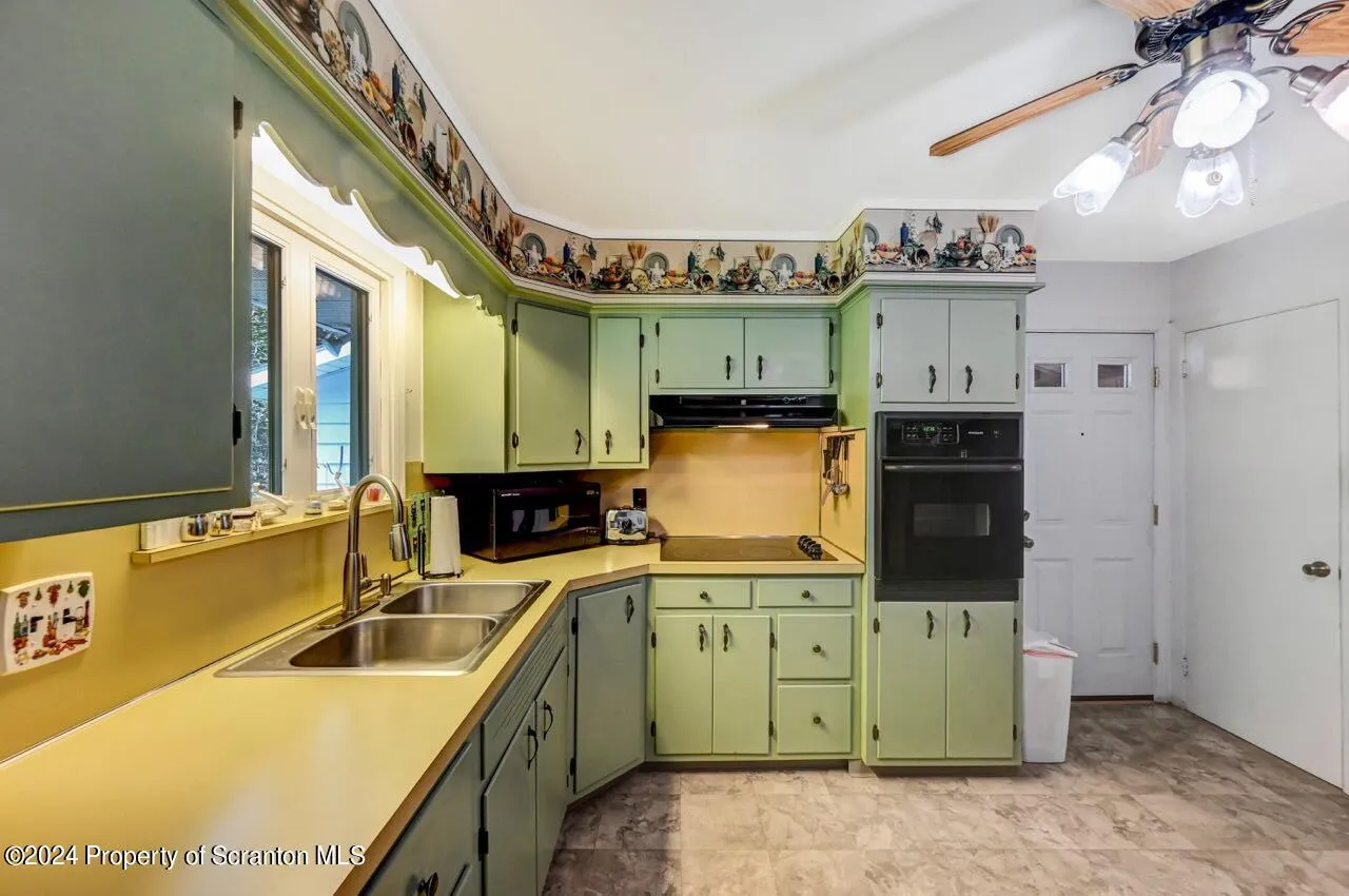 811 Clifton Beach Road, Clifton Twp, Pennsylvania 18424, 4 Bedrooms Bedrooms, 7 Rooms Rooms,2 BathroomsBathrooms,Residential,For Sale,CLIFTON BEACH ROAD,SC4272