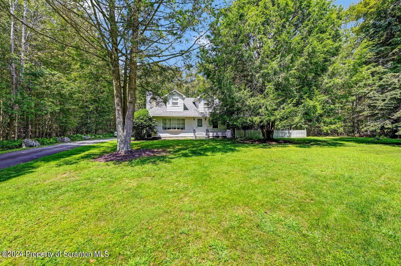 811 Clifton Beach Road, Clifton Twp, Pennsylvania 18424, 4 Bedrooms Bedrooms, 7 Rooms Rooms,2 BathroomsBathrooms,Residential,For Sale,CLIFTON BEACH ROAD,SC4272