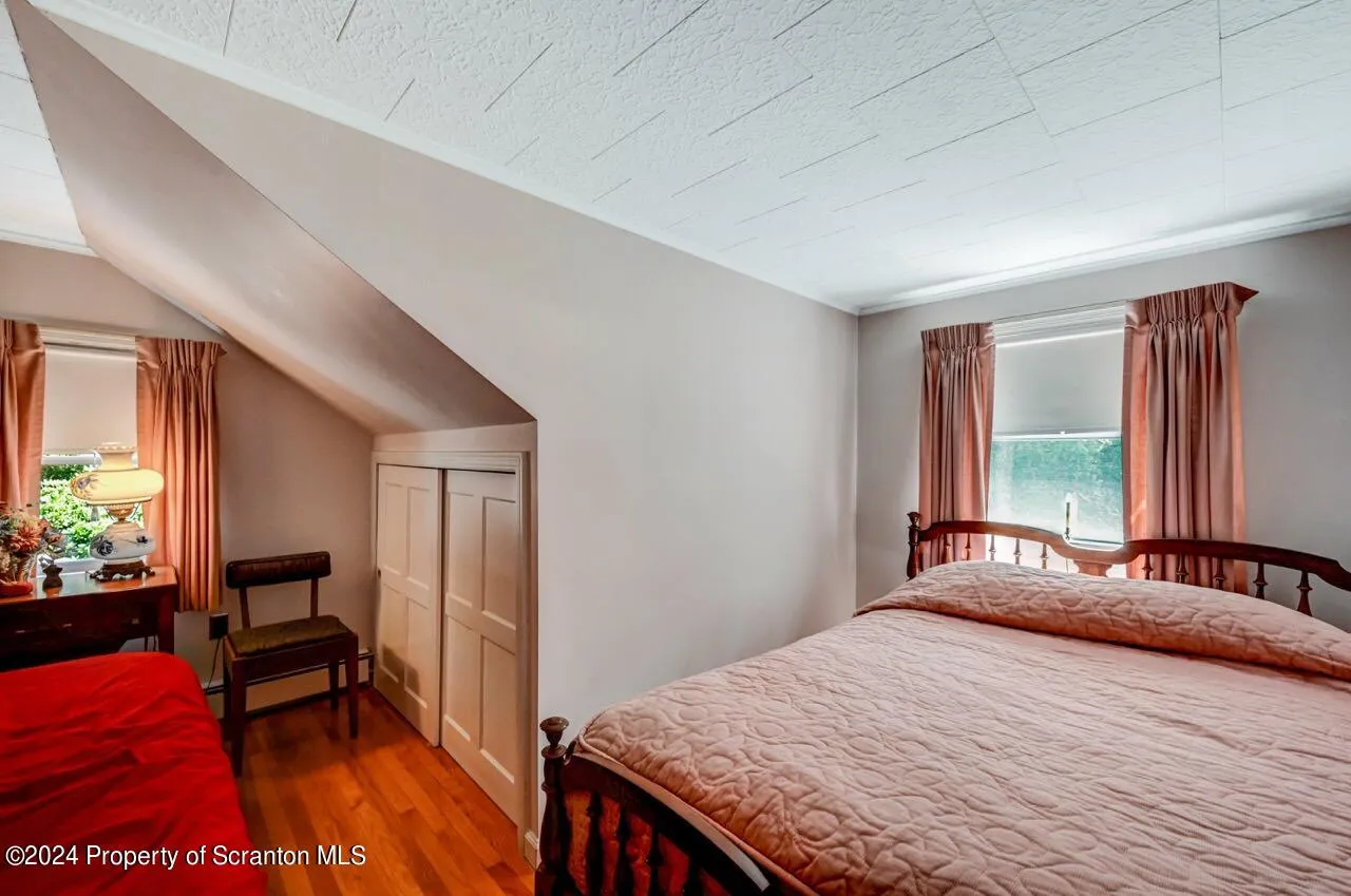 811 Clifton Beach Road, Clifton Twp, Pennsylvania 18424, 4 Bedrooms Bedrooms, 7 Rooms Rooms,2 BathroomsBathrooms,Residential,For Sale,CLIFTON BEACH ROAD,SC4272
