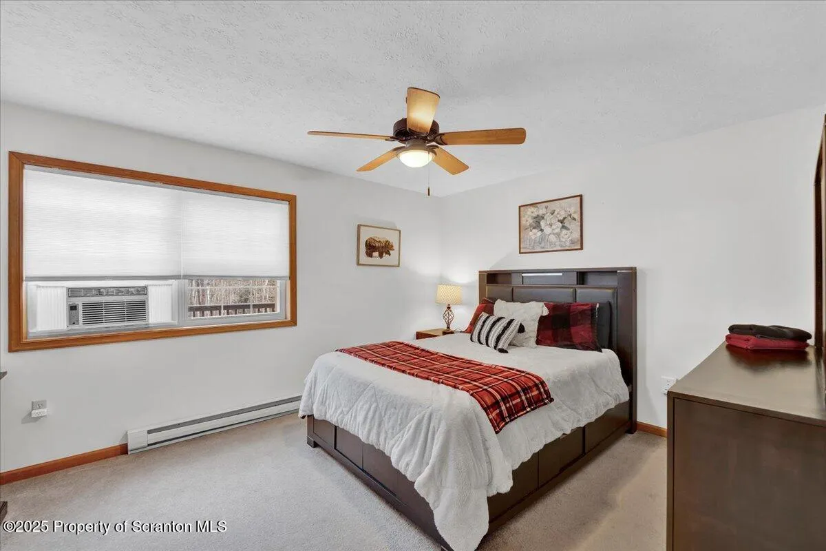 7 Sheffick Road Unit - 707, Clifton Twp, Pennsylvania 18424, 4 Bedrooms Bedrooms, 10 Rooms Rooms,3 BathroomsBathrooms,Residential,For Sale,Sheffick,SC250915
