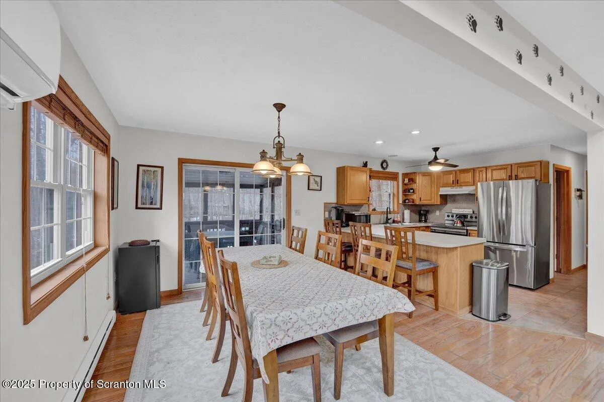 7 Sheffick Road Unit - 707, Clifton Twp, Pennsylvania 18424, 4 Bedrooms Bedrooms, 10 Rooms Rooms,3 BathroomsBathrooms,Residential,For Sale,Sheffick,SC250915