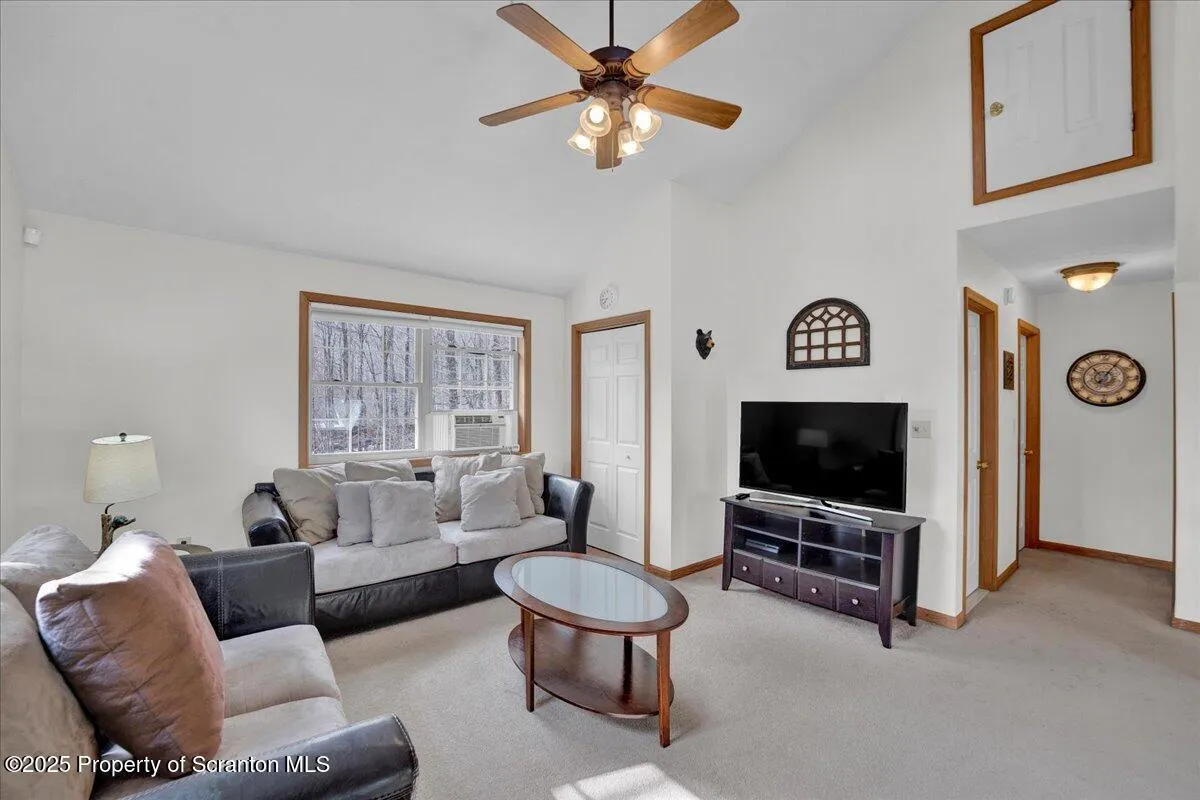 7 Sheffick Road Unit - 707, Clifton Twp, Pennsylvania 18424, 4 Bedrooms Bedrooms, 10 Rooms Rooms,3 BathroomsBathrooms,Residential,For Sale,Sheffick,SC250915