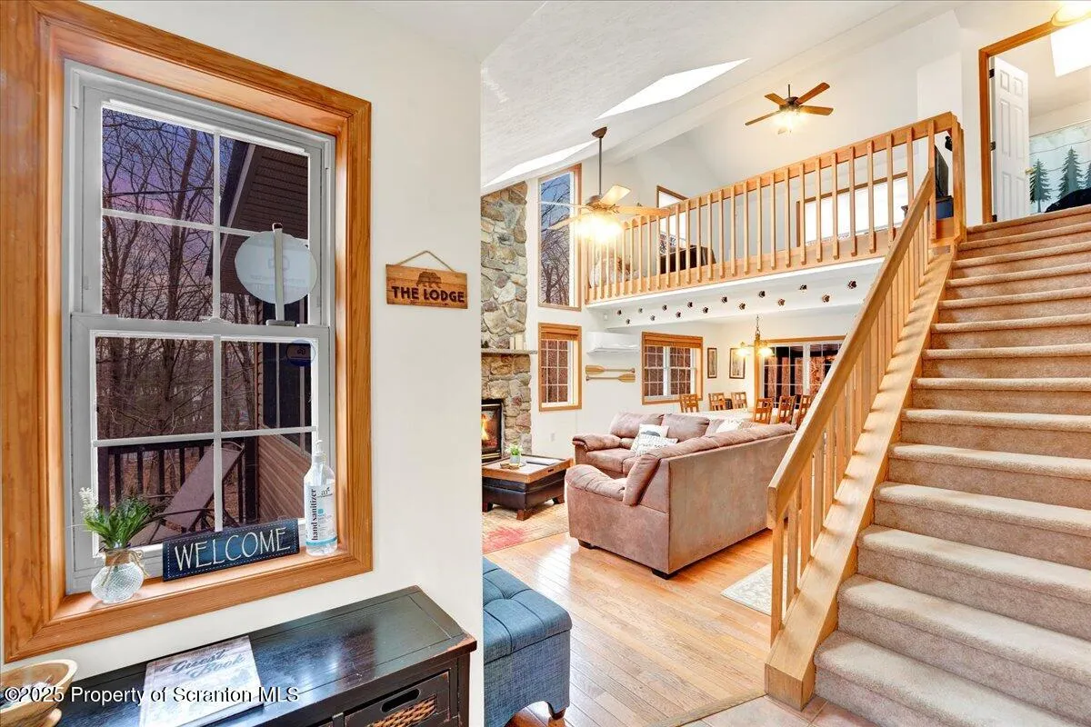7 Sheffick Road Unit - 707, Clifton Twp, Pennsylvania 18424, 4 Bedrooms Bedrooms, 10 Rooms Rooms,3 BathroomsBathrooms,Residential,For Sale,Sheffick,SC250915