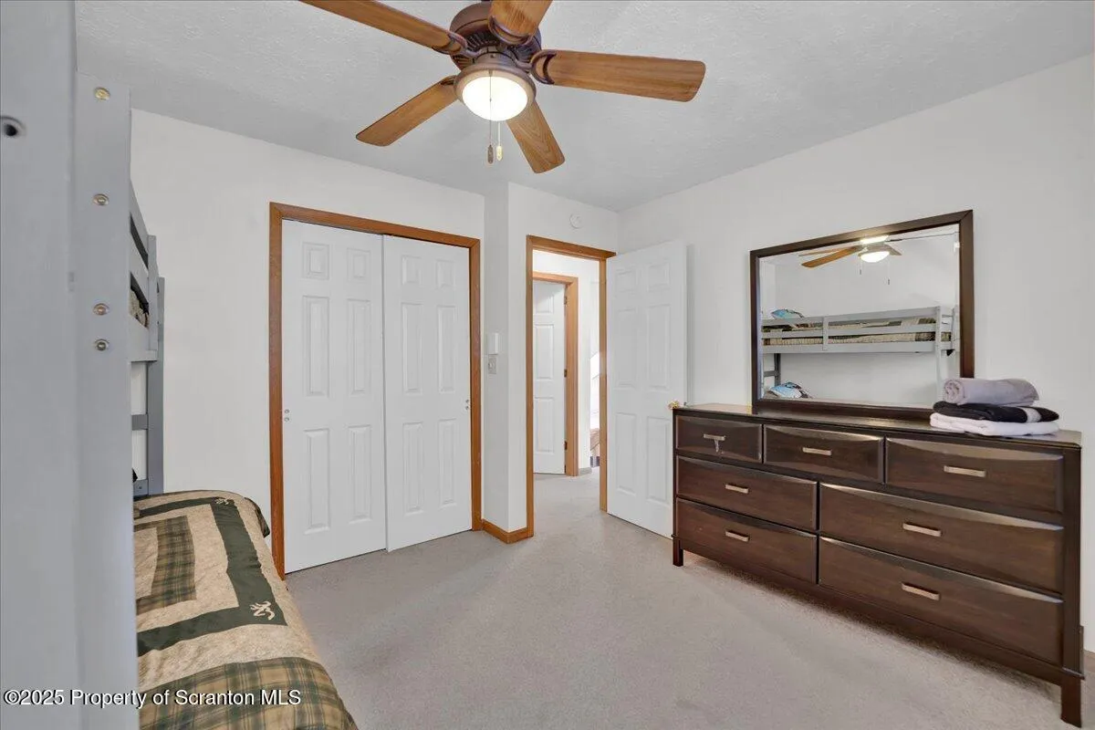 7 Sheffick Road Unit - 707, Clifton Twp, Pennsylvania 18424, 4 Bedrooms Bedrooms, 10 Rooms Rooms,3 BathroomsBathrooms,Residential,For Sale,Sheffick,SC250915